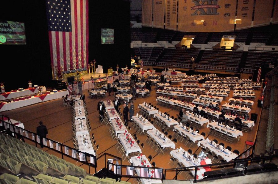 BANQUET ROOM DSC 7202